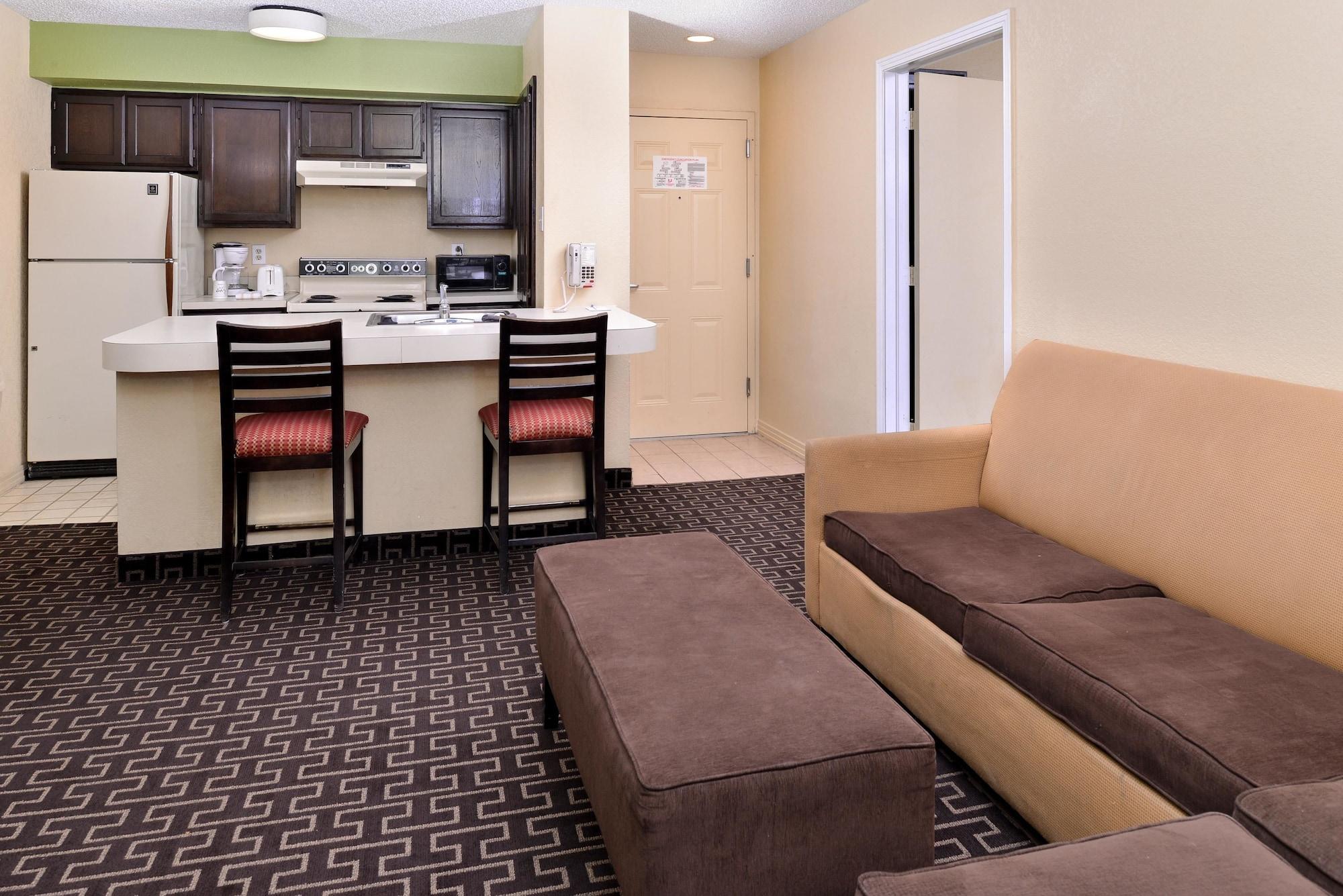 Americas Best Value Inn & Suites Extended Stay - Tulsa Ngoại thất bức ảnh
