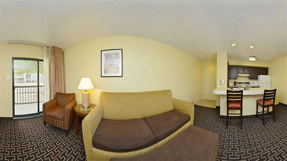 Americas Best Value Inn & Suites Extended Stay - Tulsa Ngoại thất bức ảnh