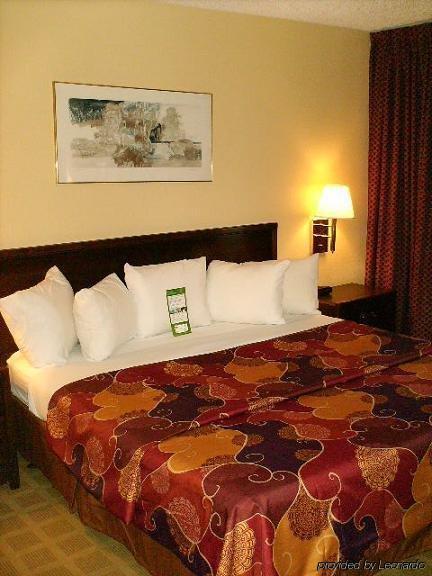 Americas Best Value Inn & Suites Extended Stay - Tulsa Phòng bức ảnh