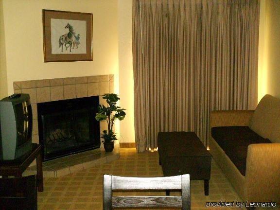 Americas Best Value Inn & Suites Extended Stay - Tulsa Phòng bức ảnh